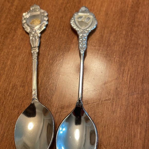 Souvenir spoons - Picture 2 of 4